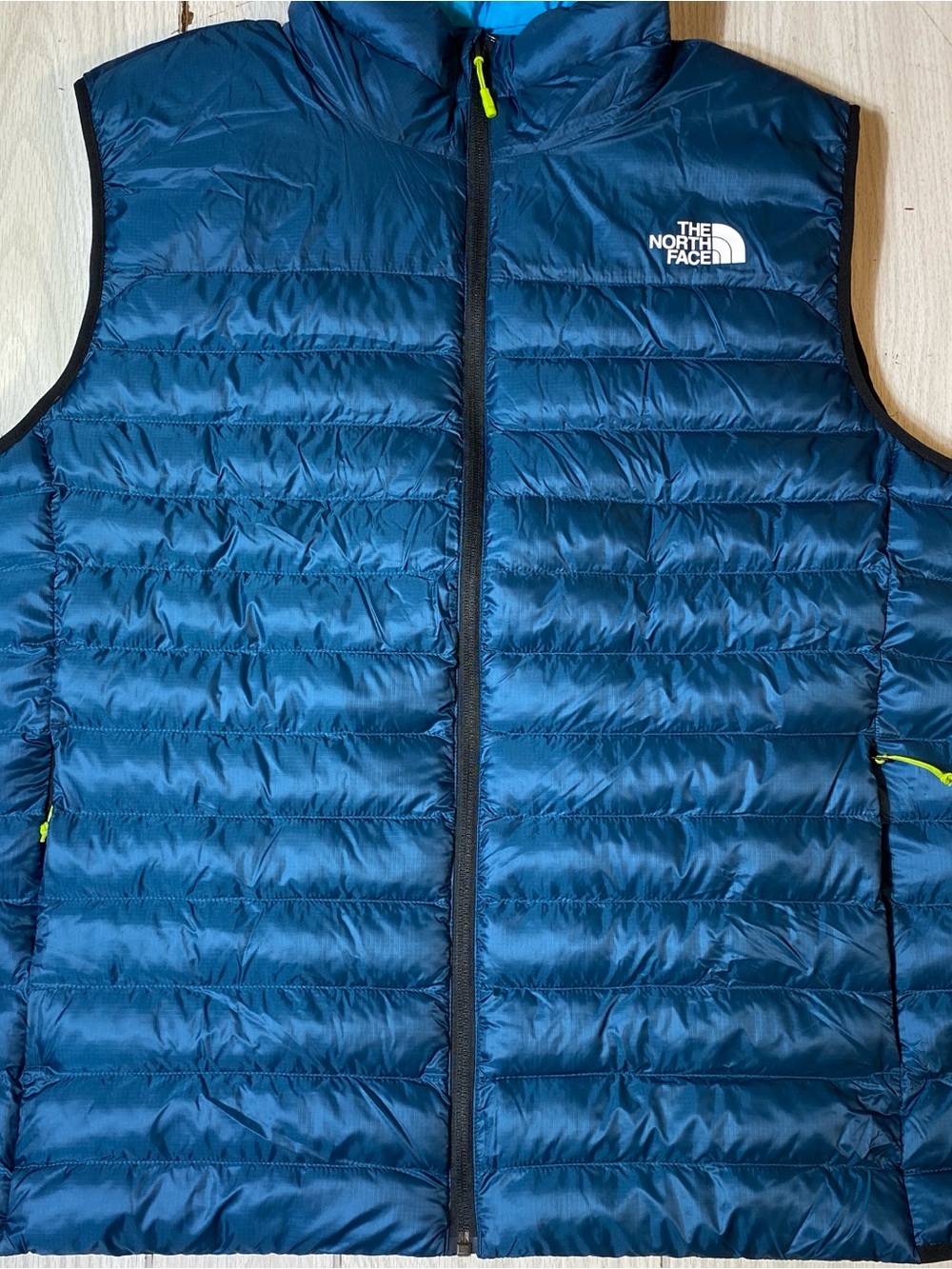 The North Face Men’s Blue Puffer Vest - Size XL
